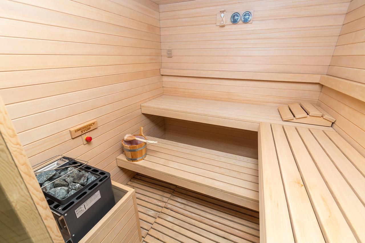 Merchants Crown Suites And Spa Prague Exterior photo A Finnish sauna