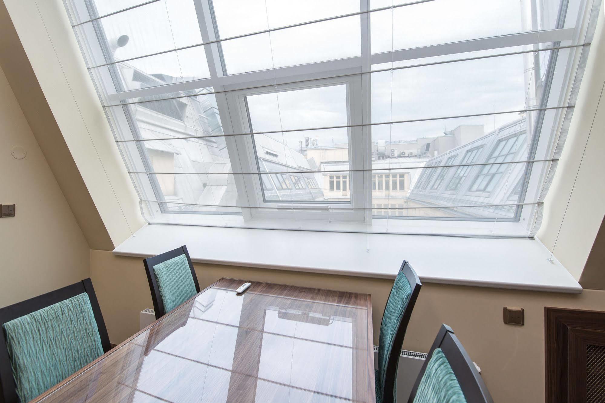 Merchants Crown Suites And Spa Prague Exterior photo Roman blinds